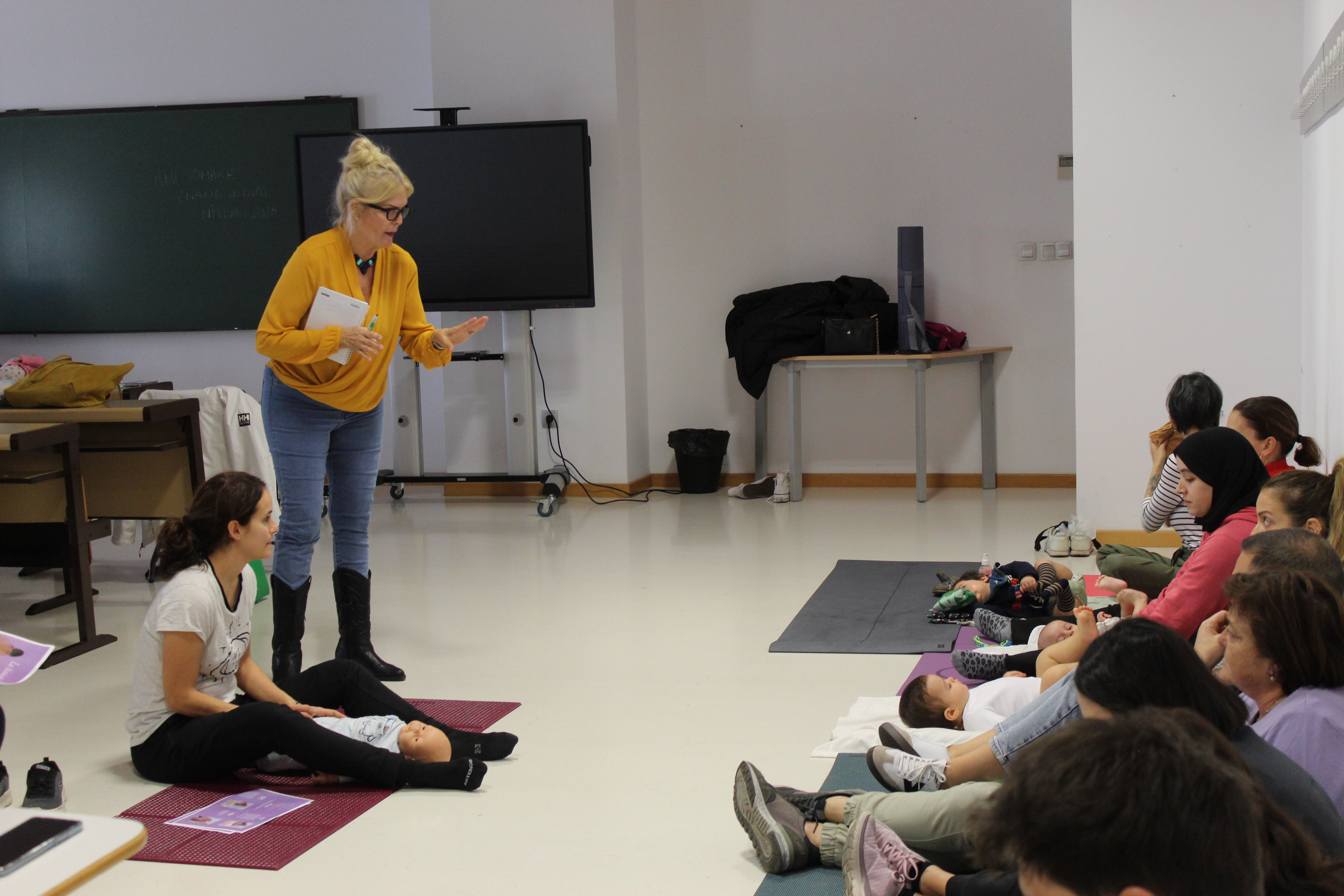 Taller de masaje infantil.