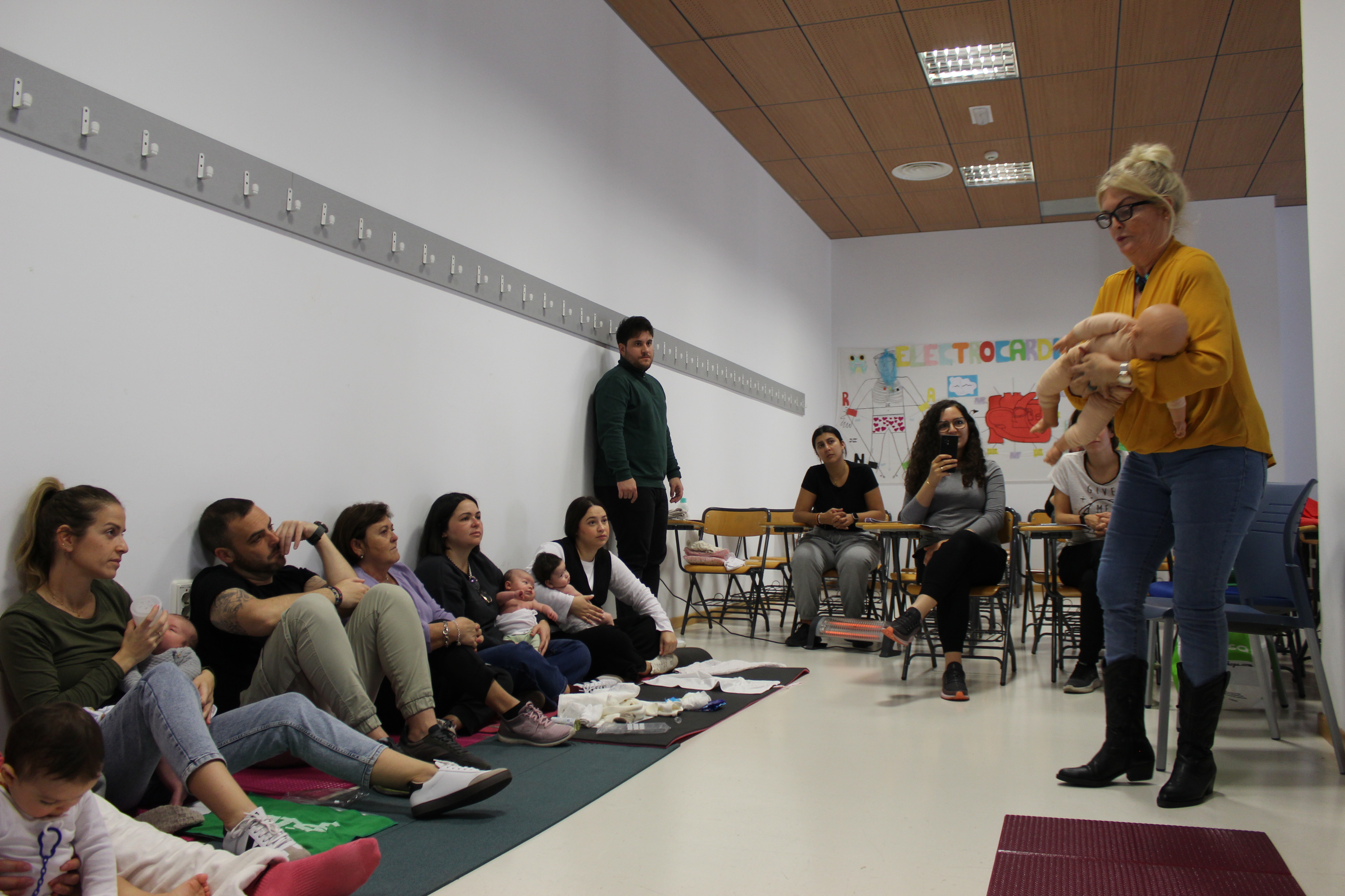 Taller de masaje infantil.